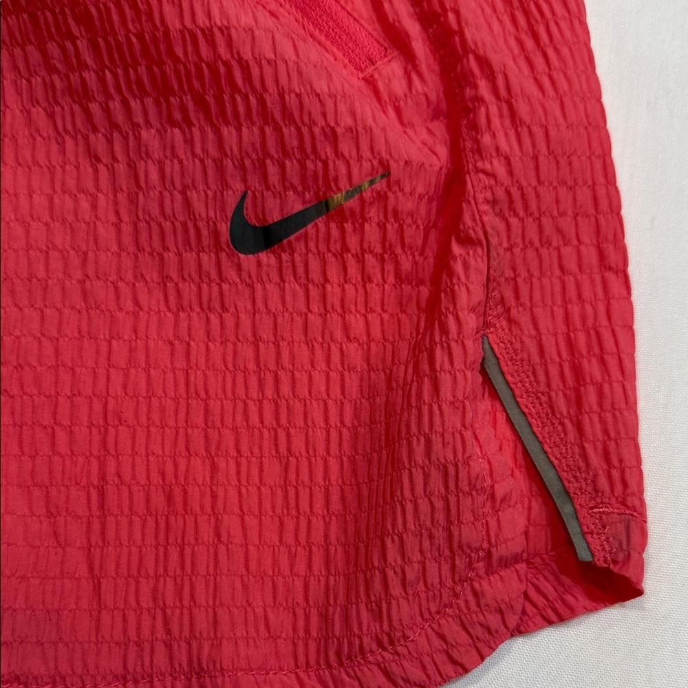 Nike Dri-Fit Size Medium Red Running Shorts - Picture 3 of 8